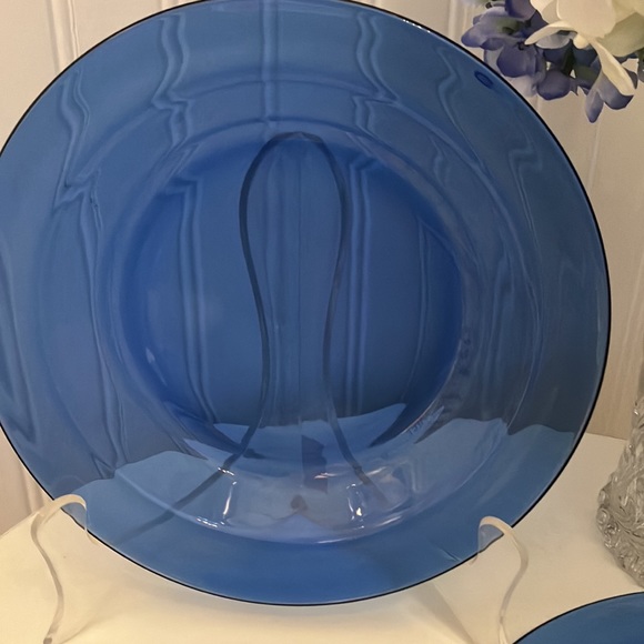 Arcoroc Cobalt Blue Wide Rim Soup Bowls, 8 1/2” Across x 1 1/4” Deep. Pair - Picture 4 of 8